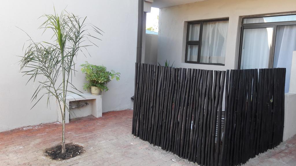 Self-Catering Studio, Unit 6 On Krupp Windhoek Extérieur photo