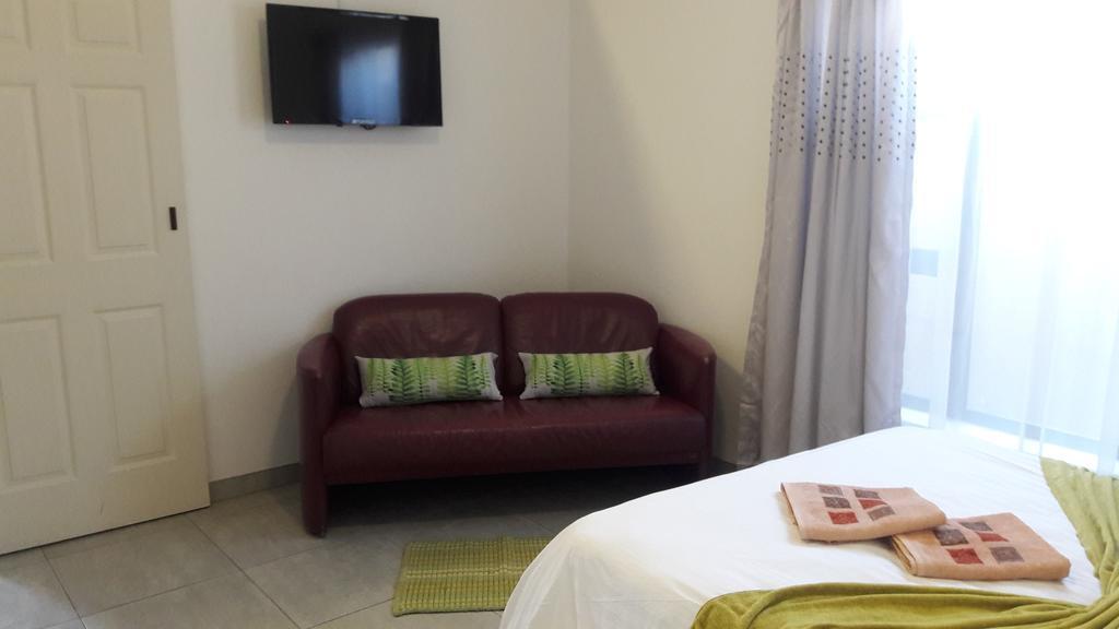 Self-Catering Studio, Unit 6 On Krupp Windhoek Extérieur photo