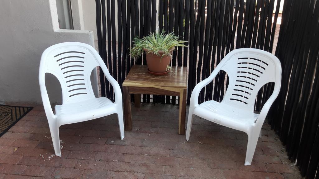 Self-Catering Studio, Unit 6 On Krupp Windhoek Extérieur photo