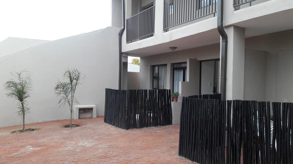 Self-Catering Studio, Unit 6 On Krupp Windhoek Extérieur photo